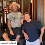 Lorenzo Cherubini Instagram - sei tu #gogiannigo il maestro del #nonmollaremai ❤️💪 #Repost @morandi_official with @use.repost ・・・ Lorenzo non molla… #evviva @lorenzojova