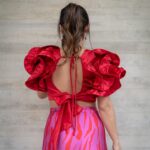 Loreto Aravena Instagram - ES VIERNES! Y nada mejor para esa salida que tienes que un buen look! Por eso si quieres un conjunto como este de la Diseñadora @angeeyzaguirre solo debes: -Seguir mi cuenta -Seguir la cuenta de @angeeyzaguirre -Escribir en comentarios por que quieres ganar este look y etiquetar a 1 amiga que también deberá hacer lo mismo!! LA GANADORA ESTARÁ MAÑANA POR ACÁ Y EN STORIES! Suerte! Fotos by: @alejandrocif