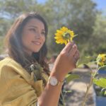 Loreto Aravena Instagram - SER-MUJER Y respetarnos en nuestras diferencias! Flores para sonreír… no para las condolencias! #vivasnosqueremos #conmemoración8M #nomasfemicidios #8M