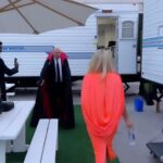 Lori Greiner Instagram - @kevinolearytv reveals his true identity #SharkTank #Halloween #Vampire