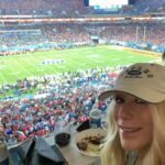 Lori Greiner Instagram - Happy Super Bowl Sunday!!! Who are you rooting for?? Flashing back to when I got to go to the Super Bowl 4 years ago. Fun fact – it was the SAME 2 teams as today! @chiefs @49ers Ck out my IG story to see what it was like! #superbowl #superbowl2020 #superbowl2024