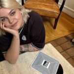Louane Emera Instagram – ⚠️⚠️⚠️ DROP LIMITÉ SUR LA PHOTOOOOO ⚠️⚠️⚠️

Le 45T de JOUR 1 est dispo ! 
Le lien est dans ma story ! ♥️