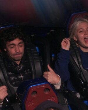 Louane Emera Instagram - Swipe pour voir @p3gase qui adore @disneylandparis ♥️🔥 #DLH 

*invitation