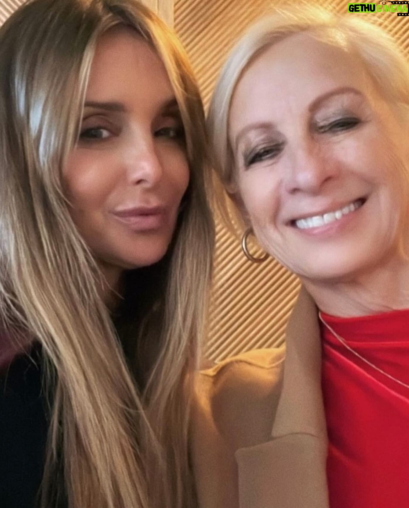 Louise Redknapp - 3 Likes - Sending lots of love to my Mum today, I love you dearly and thank you for being so amazing, I donāt know what I would do without you š
Nothing makes me prouder in this world than being a Mum to Chaz and Beau no matter what else Iāve achieved in my life there is no prouder moment I get than when I look at my two boys and feeling so grateful to have you both I love you more than words can say š„°
And a big shoutout to all the mums out there, the mums being mum and dad, step mums, mums who have lost, the mums no longer with us and you pet mums. I know today can be difficult for many so sending lots of love to you all š xxx