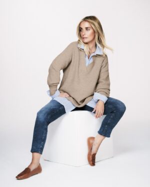 Louise Redknapp Instagram - Get layered up with these wardrobe essentials this Spring with my latest Peacocks edit 🤍

Outift: @peacocks_fashion 

*AD