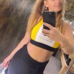 Louise Redknapp Instagram - Back to it today… love a little pilates on Wednesday @upilates_studio 🤍