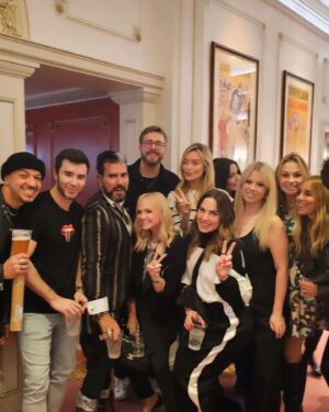 Louise Redknapp Instagram - Great night with this gorgeous bunch @thekatethornton @emmaleebunton @melaniecmusic @shishib supporting our friend @leighfrancis during his tour at the London Palladium at the weekend 🤍 xxx