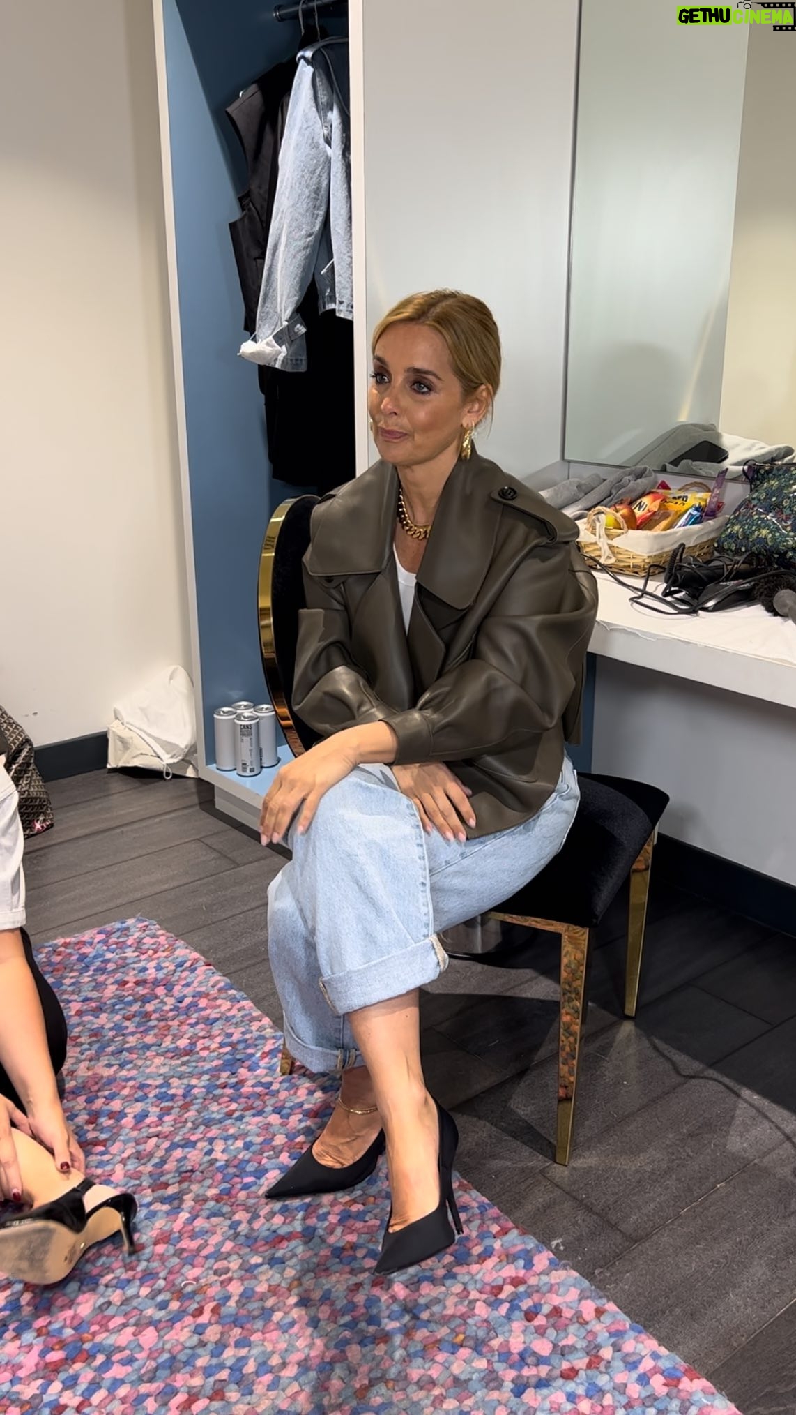 Louise Redknapp - 3 Likes - Sending lots of positive vibes this bank holiday Sunday 🤍 ✨ hope you’re having a good one xxx