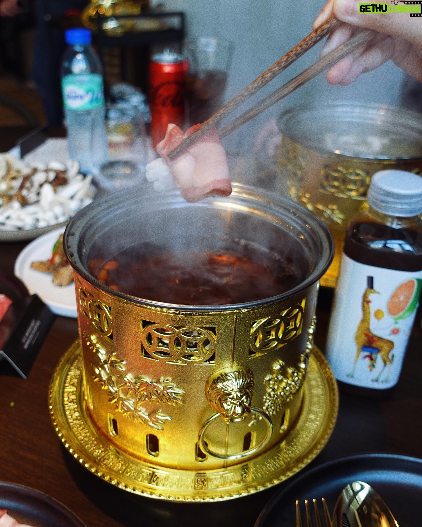 Louise delos Reyes Instagram - Bring on the heat!🔥 Chairman Fu is now on their soft opening! From their mouthwatering appetizers, premium meat selection and a different approach from the traditional hot pot restaurant, you don't wanna miss the newest and hippest hot pot bar in the Metro!🥢 You can also choose your soup base from Satay, Mala Beef Cube Broth, Sweet Corn and Chicken Collagen and Wild Mushroom Collagen Broth (my personal fave)❤️ Book your reservations now! @chairmanfuhotpotbar