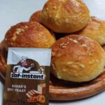 Louise delos Reyes Instagram - Getting more and more confident in trying new recipes! For today's #whatchabakin is Garlic Cream Cheese Pull Apart bread using Saf-instant® Gold Yeast 11g! Freshly opened yeast everytime! #SafInstant11g #SafInstant #BakingLife @sonlieinternational