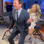 Lourdes Stephen Instagram - En #exclusiva y celebrando sus 10 años en @fallontonight , el gran @jimmyfallon en @telemundo !!! Imperdible ! Nos vemos jueves 29 en @hoydia @encasacontelemundo y @alrojovivo ❤️‍🔥