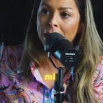 Lourdes Stephen Instagram - 🎙️¿Te gustaría cambiar tu pasado? @lourdesstephen exitosa periodista Dominicana de Televisión en 🇺🇸Estados Unidos que ha logrado captar historias tan impresionantes cómo la del Asesino del Zodiaco que a al fecha del día de hoy nadie más ha podido entrevistarlo en prisión. ✨Aprende cómo pudo superar la pérdida de su madre y darle importancia a que las palabras construyan y no te destruyan. ✨En este nuevo episodio de mi 🎙podcast #Indomables, Lourdes Stephen nos abre su corazón sobre las historias que más le han marcado su carrera & vida. 🦻🏻Comenta PODCAST para escucharlo👇🏻 🎧 Episodio completo de Indomables en mi canal de Youtube: Regina Carrot. También está disponible en la app de @uforiapodcasts , en el canal de YouTube de Regina Carrot, Spotify, Apple Podcasts o donde sea que escuches tus podcasts. 🔗Enlace en mi perfil para verlo y escucharlo.🔥🎙️ #podcast #indomables # reginacarrot