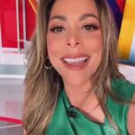Lourdes Stephen Instagram - Los espero ! 🔥 @alrojovivo