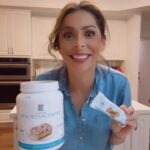 Lourdes Stephen Instagram - Que si los amo? Los adoro 😍! Me encantan los productos de @yesyoucan ! Definitivamente mis aliados número 1 ! Son saludables, deliciosos, y lo mejor es que me hacen sentir y verme bien! Tu también puedes !!! #yesyoucan 🔗 YesYouCan.com ☎ 1.888.988.55.15