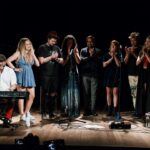 Lua Blanco Instagram - #tbt do show que fiz no @solardebotafogo com meu pai @billynho_blanco e mais esses convidados amadíssimos @millamatoso @pedrosolblanco @jose_mauro_brant @irisferreira757 @anaterrablanco23 e @andresigaud! obrigada @fromgabe por registrar essa noite tão especial e a todos que compareceram! ♥️