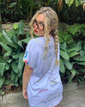Lua Blanco Instagram - pronta pra ver minha loirinha! obrigada @sol.blancos por me ajudar a personalizar a camisa! que emoção! #theerastour @taylorswift #taylorinrio #swiftie
