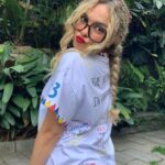 Lua Blanco Instagram - pronta pra ver minha loirinha! obrigada @sol.blancos por me ajudar a personalizar a camisa! que emoção! #theerastour @taylorswift #taylorinrio #swiftie