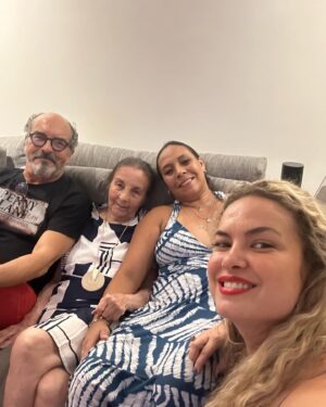 Lua Blanco Instagram - Feliz Natal pra vocês! por aqui está sendo um dos melhores 🥰🎄✨