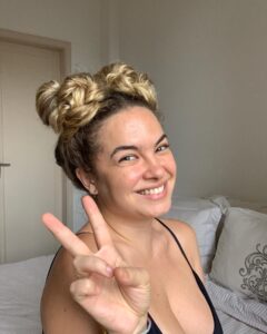 Lua Blanco Instagram - alguns dos penteados de janeiro… 💝 #cabelo #tranças #penteados #hairstyles #braidsbyme