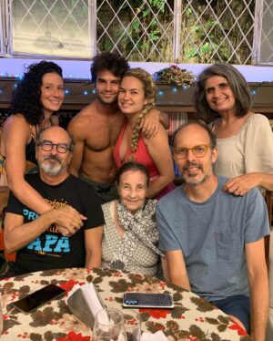 Lua Blanco Instagram - Feliz Natal pra vocês! por aqui está sendo um dos melhores 🥰🎄✨