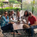 Lua Blanco Instagram - últimos momentos em Itaipava com minha mãe e meu padrasto e o privilégio que foi meu pai e minha madrasta subirem pra me buscar e de quebra todos almoçarmos juntos. esse é o tipo de união dos sonhos e sou muito grata por ter esse gostinho e de família unida! 🥰 @mariacblanco @paulo_lubanco_oficial @billynho_blanco @irisferreira757