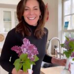 Luann de Lesseps Instagram - I can buy myself flowers…🌸 @mileycyrus
