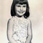 Luann de Lesseps Instagram - Little me is about to hit the big stage at @Foxwoods! Can’t wait to get back home ❤️Connecticut…March 2nd All new show #MarryFKill - tickets, countessluann.com🍎💥 #tbt 📸 @bruglikas 💄 💇‍♀️ @spencerwellscreative