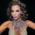 Luann de Lesseps Instagram - What better way to start the month than at #countesscabaret ?! Come to the cabaret, my friends! 💃🎟️❤️ #spencerwellscreative #nycmua #newyorkmakeupartist #nycmua #countesscabaret #countessluann #bravo #rhony