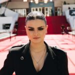 Lucía de la Puerta Instagram - Primera vez en el festival de CANNES 🥹🇫🇷 #maquillaje por @lorealparis @veroluna.makeup Outfit: @palomasuarez.studio @aflameconcept Foto: @monisiie #pelo por @lorealparis @veroluna.makeup @youplanet.es La última foto es mi mood 🥹🖤