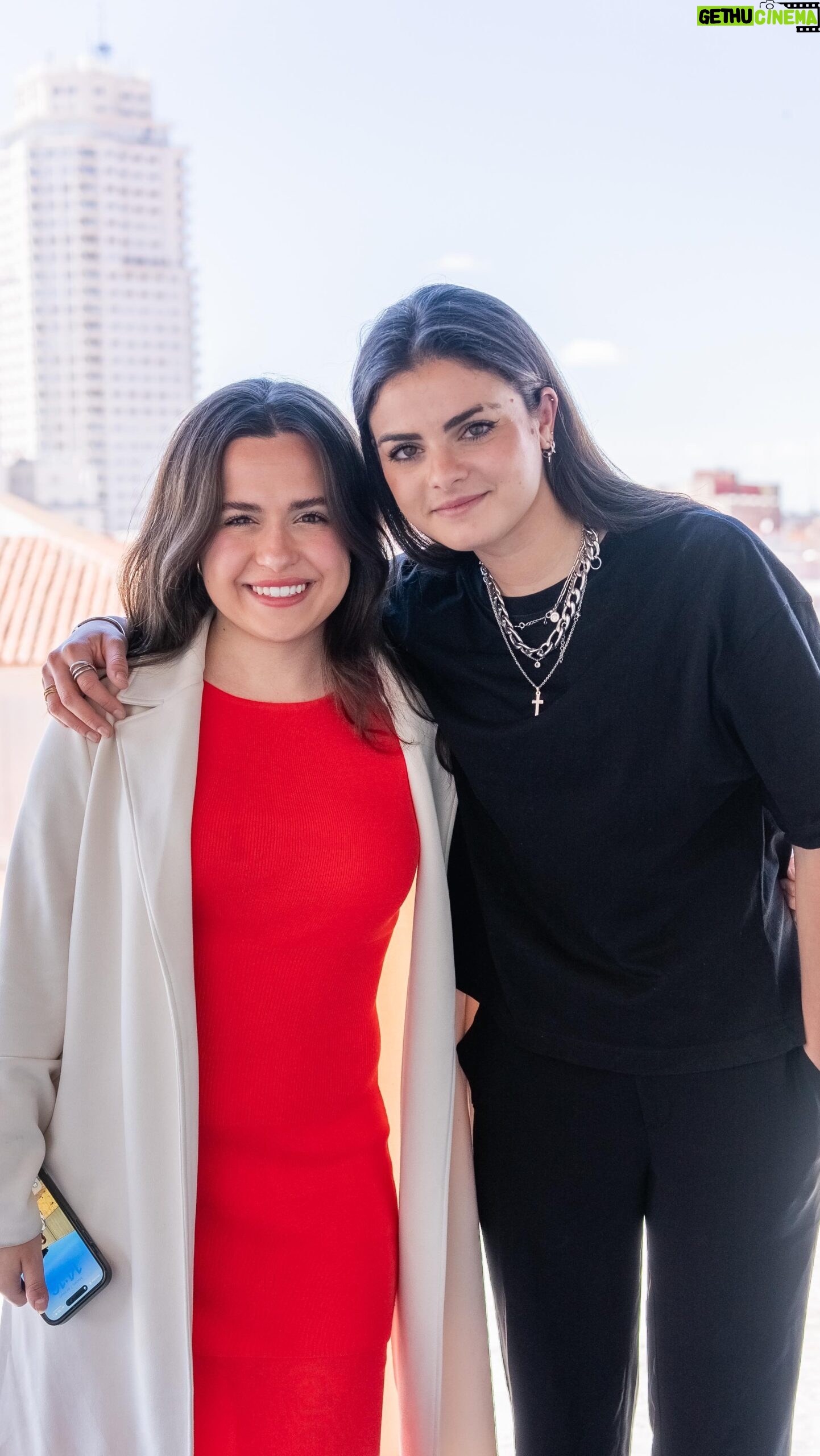 Lucía de la Puerta Instagram - Nuevo episodio “SER POLIFACÉTICA con LUCÍA DE LA PUERTA” ya disponible en mi podcast “como si nadie escuchara” ❤️ Gracias @tildamadrid @akeah.hotels por cederme vuestros espacios para grabar charlas tan bonitas ✨