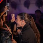 Lucía de la Puerta Instagram - No sabéis lo que se me llenó el corazón este día, estar en mi cumpleaños, gracias a mi hermano @diegonister, cantando por primera vez mis primeras canciones rodeada de mi gente. Gracias a todos los que vinisteis y a los que no pudisteis, sois muy importantes para mi y os quiero mucho🖤 La musica siempre ha sido algo imprescindible en mi vida pero desde que empecé esta nueva aventura, se ha convertido en algo mucho más que eso y voy a seguir poniendo todo mi esfuerzo y empeño en sacar lo mejor de mi, no estáis preparados para los temas que se vienen…. MARZO TE ESPERO CON GANAS 🖤