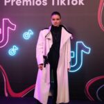 Lucía de la Puerta Instagram – Gracias a @tiktok_es por la invitacion a los premios de este año 💙

📸: @irisgisxlle