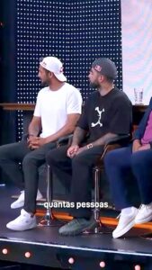 Luciano Huck Instagram - A palavra convence, mas o exemplo arrasta! 👏 O @pedroscooby e o @lucaschumbo dividiram conosco um pouco do que viram no Rio Grande do Sul. Parabéns pela generosidade, meninos! 👏