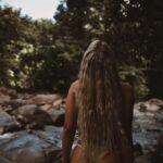 Lucie Donlan Instagram - Barefoot in nature..🌱🍃
