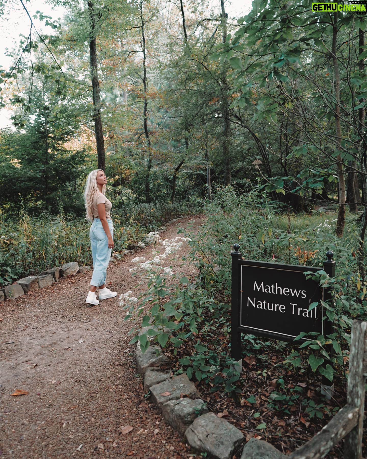 Lucie Donlan Instagram - ๐ Hunstville, Alabama. Little photo dump of the last few days in Huntsville which were my favourite days out here. Hunstville is classed as the second best place to live in the United States, and is located the Appalachian region of northan Alabama. Making memories to last a lifetime and moments that I will always cherish. Travelling around Alabama has been one of my favourite trips so far. Let me tell you a little more about what we got up to: ๐ Little River Canyon. We took the scenic route to Little River Canyon and I'm so glad we did this as the views were absolutely breathtaking. Driving along the winding road to the waterfall we stopped and took a short walk from the car to the top of the falls. With the sunlight shining down on the glistening water we were mesmerised, it was truly spectacular. I was of course in my natural element with butterflies fluttering by, birds singing in the trees and the water falling below us into a natural pool. Walking down to the bottom of the falls the water was so inviting and the weather was so warm that we couldn't resist a dip. The hike was a little difficult and inclined so caution and care are advised, but reaching the bottom we were so glad we did it and dived and swam in the clear blue water. This was the first waterfall that I've ever been under and it had such an amazing energy that I closed my eyes and made a wish! After our swim we hiked back up and watched the most beautiful golden sunset with the sun slowly sinking behind the trees. Such a perfect way to end the day. ๐ Botanical Gardens. Getting lost in these gardens was heaven for me, the smellsโฆthe wildlife..the different plants.. it was true bliss. This place was my other favourite place when visiting Alabama, we watched the sun go down over the huge gardens and it was something that will stay with me forever. ๐บ๐ธ @visittheusa @alabamatravel #VisitTheUSA #SweetHomeAlabama ad