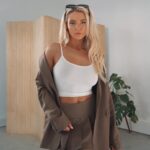 Lucie Donlan Instagram - What occasion would you wear this cute fit from @whitefoxboutique ?😍🤎 Comment below where you would wear it and I’ll pin my favourite ⬇️ I’ve also got a little discount code for you all which is : LUCIEWF if you want to shop this look, or any of the casual outfits I’ve put together on my stories! 😍 Check them out! #ad #whitefox