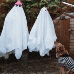 Lucie Donlan Instagram - Yes everyones Halloween outfits are good but we have fully embraced the classic ghosts 👻