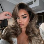 Lucinda Strafford Instagram – Face card never disappoints 🤍