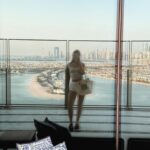 Lucinda Strafford Instagram - Lost dxb files 🩷