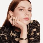 Lucy Boynton Instagram - 🖤🖤🖤 #ChanelFineJewelry #CocoCrush #SomeEncountersYouWearForever #ad