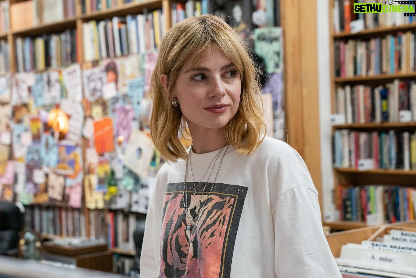 Lucy Boynton Instagram - Loveddd making this movie 💜💜💜 @greatesthitsmovie premieres at @sxsw this month, then in select theatres April 5th & streaming on Hulu April 12th 💫 more yelling soon