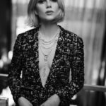 Lucy Boynton Instagram - Reunited with the gang 💫 for @chanelofficial @welovecoco @chanel.beauty #Chanel5thAvenue 🤍