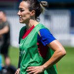 Lucy Bronze Instagram - 🏃🏻‍♀️‍➡️☀️