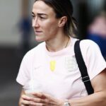 Lucy Bronze Instagram - And we are off to Wembley … 🏟️