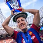 Lucy Bronze Instagram - Someone ordered a UWCL trophy? 🍕🏆