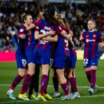 Lucy Bronze Instagram - Vamos a la final 🌟🌟🌟🌟