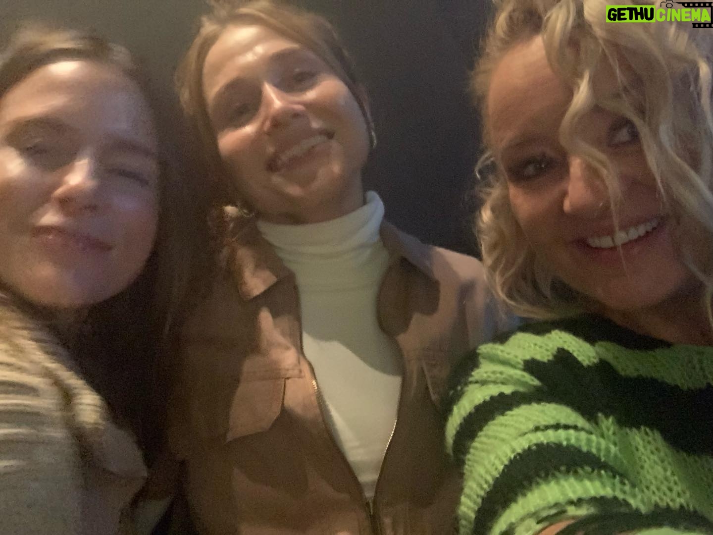 Lucy Davis Instagram - Bowling night with fam. @luckystrikelive such a fun place. Dad won, and I was wayy down the bottom. By a country mile😁 #bowling