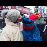 Lucy Liu Instagram – Happy thanksgiving!! Grateful to have spent time with one of my absolute fav’s #cookiemonster  @sesamestreet #macysthanksgivingdayparade2019