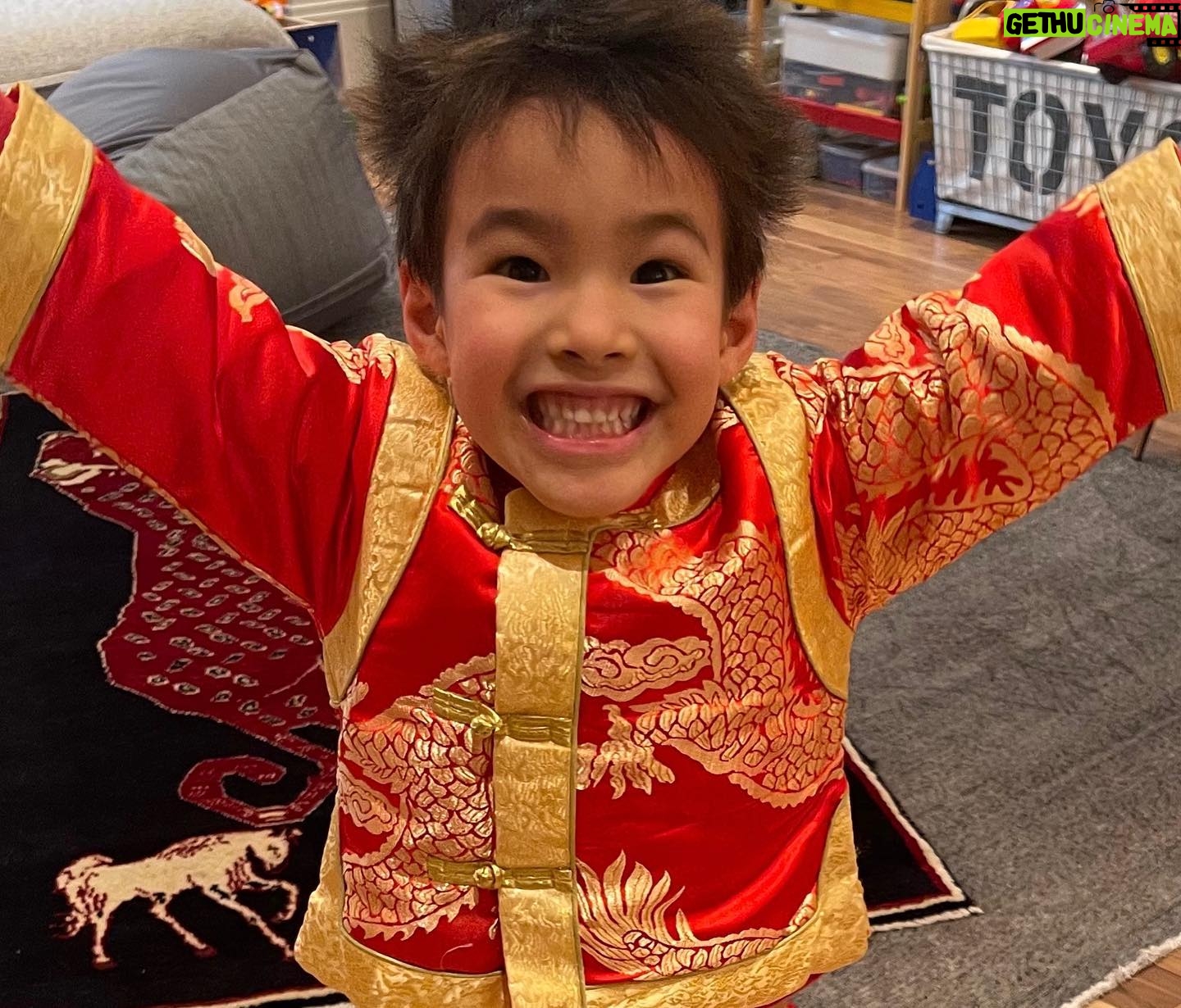 Lucy Liu - 76.4K Likes - Welcoming in the Year of the Metal Ox with open arms and hearts! π π #happylunarnewyear