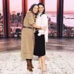 Lucy Liu Instagram – Congrats @drewbarrymore!!!! Truly honored for me and @camerondiaz to premiere on your VERY OWN talk show today. Very proud of you Angel. Being negative (testing for Covid-19 that is, before we came into contact!) has never felt so positive! 
👗: @victoriabeckham 
👠: @giuseppezanotti 
💍: @graceleedesigns @_katkim @ashleyzhangjewelry @melissakayejewelry @suzannekalan